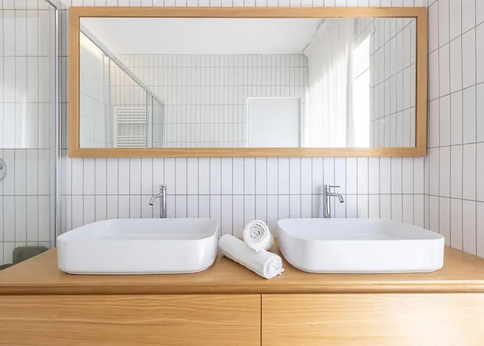 Sorrentovibes - Modern Family With Views *