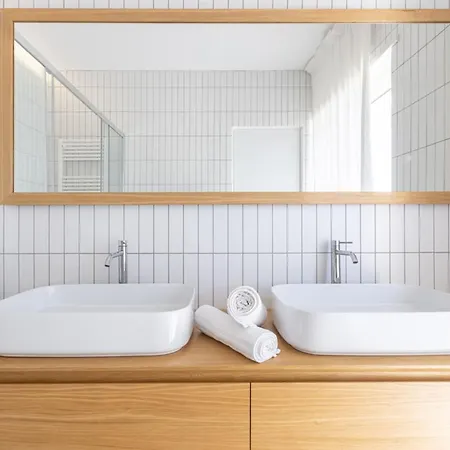 Sorrentovibes - Modern Family With Views *