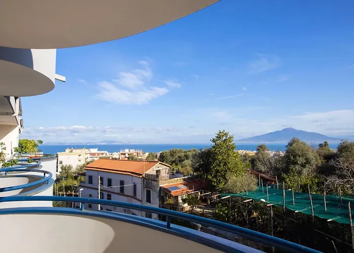 Будинок відпочинку Sorrentovibes - Modern Family With Views