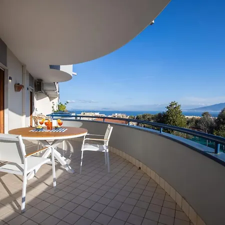 Sorrentovibes - Modern Family With Views * Sorrent
