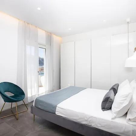 Sorrentovibes - Modern Family With Views Ferienhaus