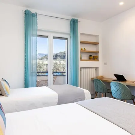 Sorrentovibes - Modern Family With Views * Sorrent