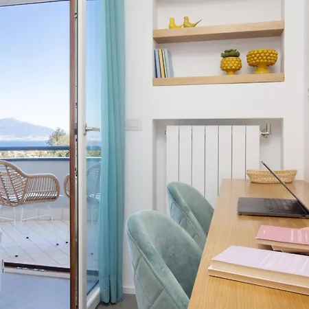Sorrentovibes - Modern Family With Views Sorrent