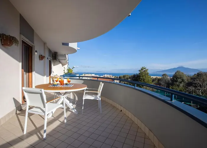 Sorrentovibes - Modern Family With Views * سورينتو